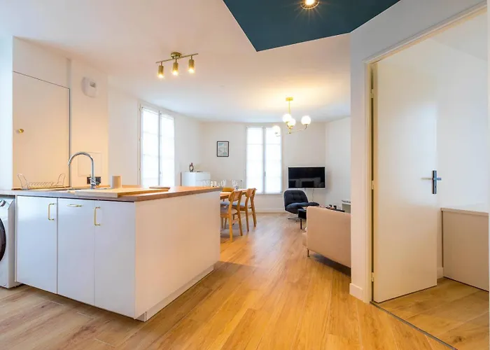 Le Diderot ディジョン